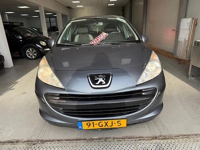 Grijs (metallic) Occasion 2008 Peugeot 207 Hatchback | € 1.599 (Eerlijke prijs)