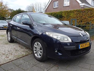 Blauw Gebruikt 2009 Renault Mégane III Dynamique Hatchback | € 2.499 (Eerlijke prijs)