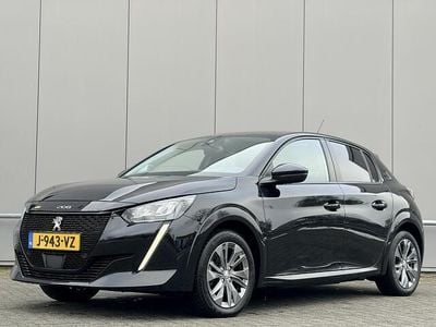 Zwart Occasion 2020 Peugeot e-208 Allure Hatchback | € 11.900 (Goede deal)