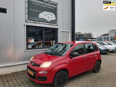 Rood Gebruikt 2013 Fiat Panda Pop Hatchback | € 1.949 (Eerlijke prijs)