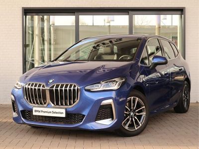 tweedehands BMW 218 2-SERIE Active Tourer i / M Sportpakket / Trekhaak elektrisch wegzwenkbaar / Sportstoelen voor