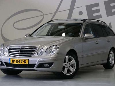 tweedehands Mercedes E200 Estate K. Classic/ Stoelverwarming/ Schuifdak/ Par