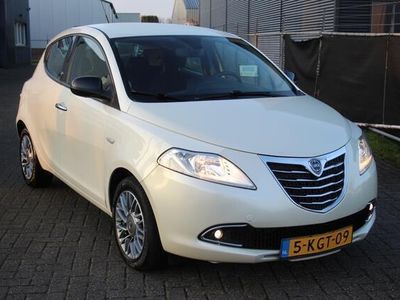 tweedehands Lancia Ypsilon 0.9 TwinAir Gold Luxe uitv!Nieuwstaat!