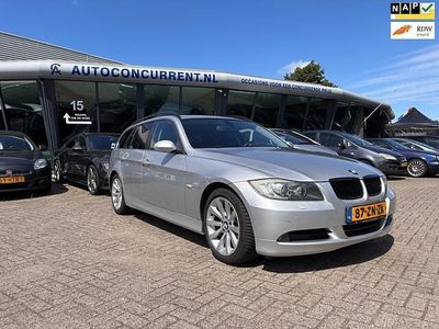 BMW 325
