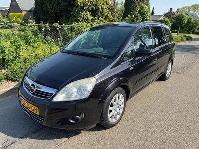 Zwart Gebruikt 2008 Opel Zafira MPV | € 2.699 (Eerlijke prijs)
