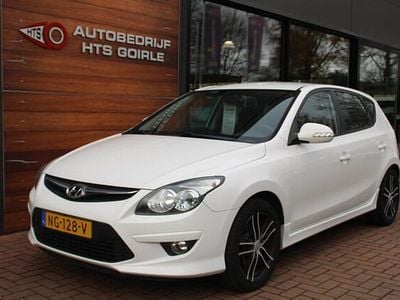 Wit Gebruikt 2011 Hyundai i30 Hatchback | € 3.695 (Eerlijke prijs)