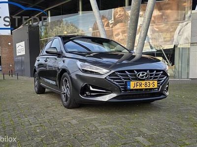 Grijs Occasion 2023 Hyundai i30 Comfort Hatchback | € 21.890 (Eerlijke prijs)