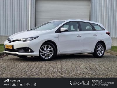 Occasion Toyota Auris Touring Sports 136 PK (100 kW) 2018 Wit Stationwagen