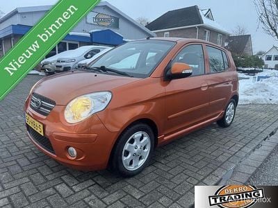 Oranje Occasion 2008 Kia Picanto Hatchback | € 2.000 (Eerlijke prijs)