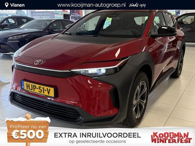 Rood Nieuw 2025 Toyota bZ4X Active SUV | € 39.950 (Goede deal)