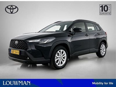 Zwart metallic Occasion 2024 Toyota Corolla Cross Active SUV | € 34.990 (Eerlijke prijs)