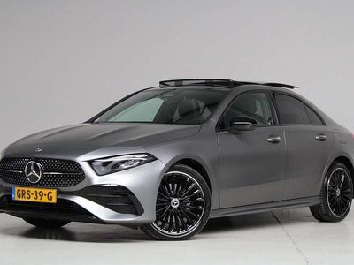 Grijs Gebruikt 2024 Mercedes A250 AMG line Sedan | € 38.945 (Duur)