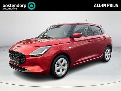 Rood Occasion 2025 Suzuki Swift Hatchback | € 22.949 (Duur)