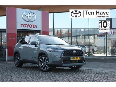Groen Occasion 2025 Toyota Corolla Cross Style SUV | € 37.400 (Eerlijke prijs)