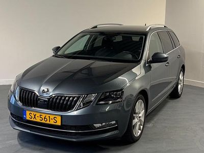 Grijs Occasion 2018 Skoda Octavia Business Line Stationwagen | € 13.545 (Duur)