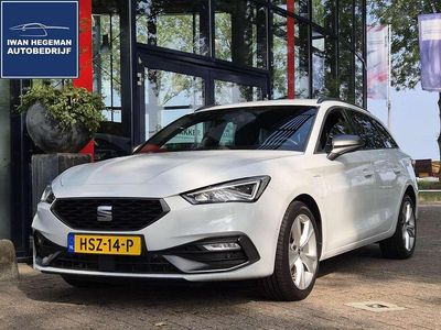 Wit Occasion 2022 Seat Leon FR Stationwagen | € 21.890 (Eerlijke prijs)