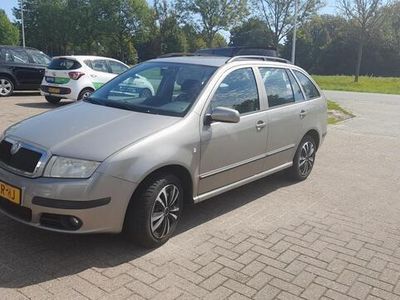 tweedehands Skoda Fabia Combi 1.4-16V Spirit+