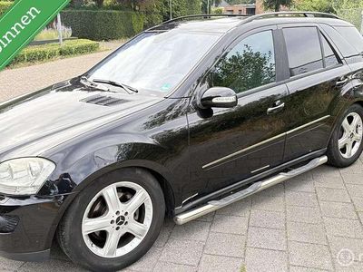 Mercedes ML320