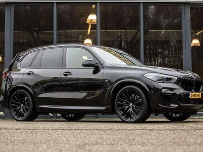 Zwart Occasion 2020 BMW X5 Executive SUV | € 51.950 (Eerlijke prijs)