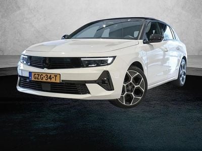 Wit Gebruikt 2025 Opel Astra Ultimate Hatchback | € 29.920 (Goede deal)
