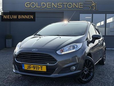 Grijs Occasion 2016 Ford Fiesta Titanium Hatchback | € 8.943 (Goede deal)