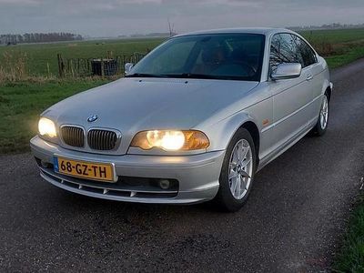 Gebruikt 2004 BMW 325 | € 3.850 (Eerlijke prijs)