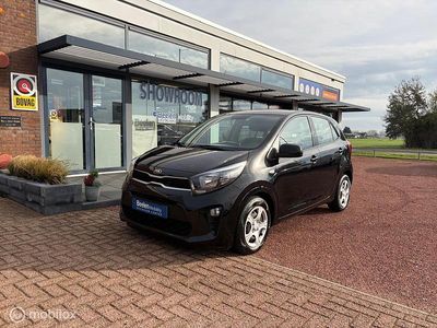 Zwart Gebruikt 2020 Kia Picanto Hatchback | € 9.550 (Eerlijke prijs)