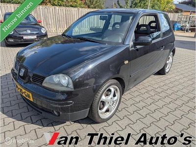 Zwart Gebruikt 2002 Seat Arosa Hatchback | € 1.399 (Eerlijke prijs)