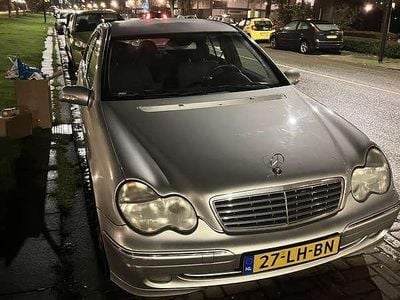 Mercedes C320