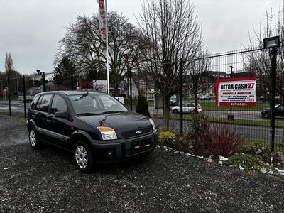 Zwart Occasion 2007 Ford Fusion Hatchback | € 3.299