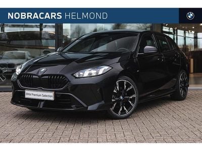 Zwart Occasion 2025 BMW 120 Comfort Edition Hatchback | € 34.950 (Goede deal)