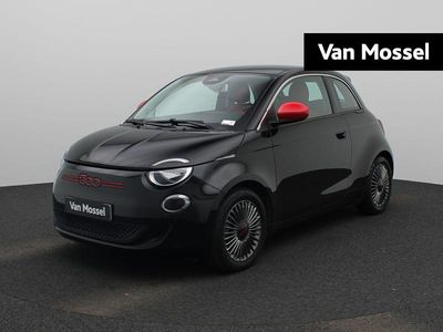 Zwart Gebruikt 2022 Fiat 500e Red Hatchback | € 15.440 (Eerlijke prijs)