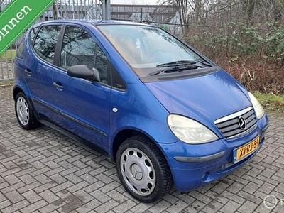 Blauw Occasion 1999 Mercedes A140 Elegance MPV | € 895 (Eerlijke prijs)