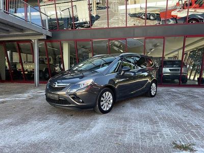 Grijs Gebruikt 2016 Opel Zafira Tourer Edition MPV | € 10.950 (Iets duurder)