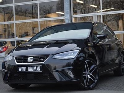 Zwart (metallic) Occasion 2020 Seat Ibiza FR Hatchback | € 16.500 (Eerlijke prijs)