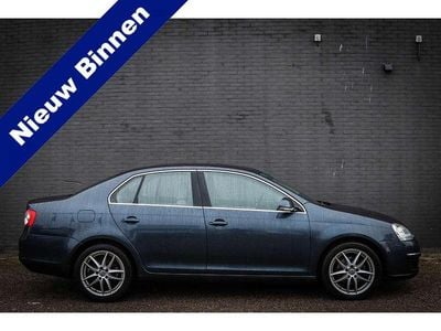 Occasion VW Jetta Comfortline 142 PK (104 kW) 2009 Grijs Sedan