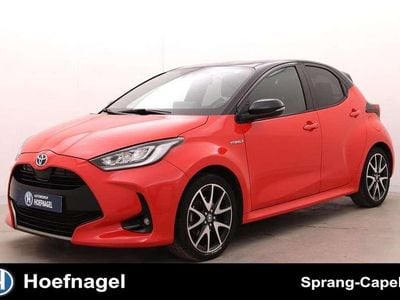 Occasion Toyota Yaris Hybrid 116 PK (85 kW) 2021 Rood Hatchback