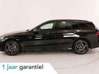 Zwart (metallic) Gebruikt 2020 Mercedes C300 AMG Stationwagen | € 29.500 (Goede deal)