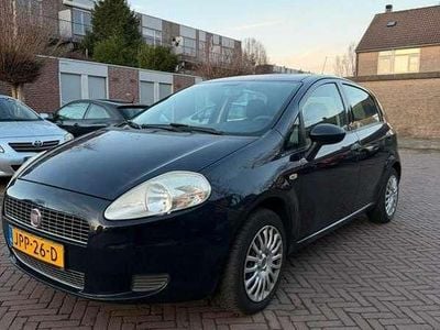 Blauw Gebruikt 2009 Fiat Punto MPV | € 850 (Goede deal)