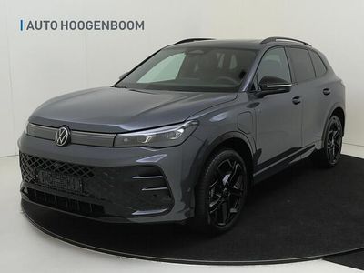 Grijs Nieuw 2025 VW Tiguan R-line Edition SUV | € 59.595 (Iets duurder)