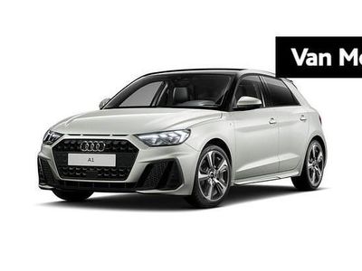 Zilver (metallic) Occasion 2025 Audi A1 Sportback S-Line Hatchback | € 34.900 (Duur)