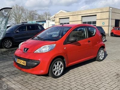 Occasion Peugeot 107 68 PK (50 kW) 2008 Rood Hatchback