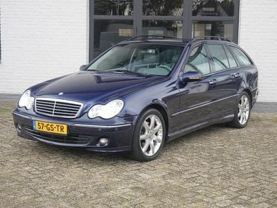 Blauw (metallic) Gebruikt 2001 Mercedes C320 Elegance Stationwagen | € 2.950 (Iets duurder)
