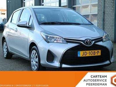 Grijs Gebruikt 2016 Toyota Yaris Hatchback | € 10.095 (Super prijs)