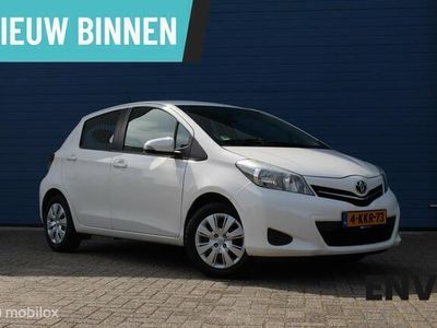 tweedehands Toyota Yaris 1.3 VVT-i Dynamic | Airco, Trekhaak, Hands-free