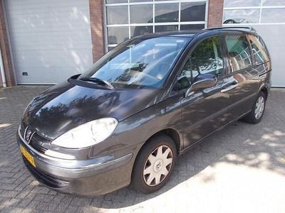 Grijs Gebruikt 2007 Peugeot 807 MPV | € 1.250