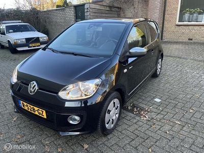 Zwart Gebruikt 2012 VW up! high up! Hatchback | € 3.650 (Eerlijke prijs)