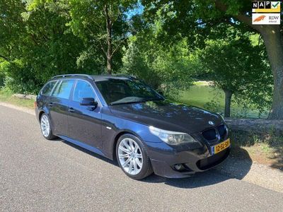 Zwart Gebruikt 2006 BMW 530 Executive Stationwagen | € 5.875