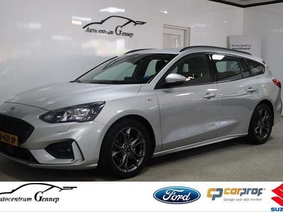 Grijs, metallic lak Occasion 2019 Ford Focus ST-Line Stationwagen | € 17.900 (Eerlijke prijs)