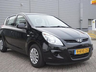 Zwart Occasion 2012 Hyundai i20 Hatchback | € 4.499 (Eerlijke prijs)